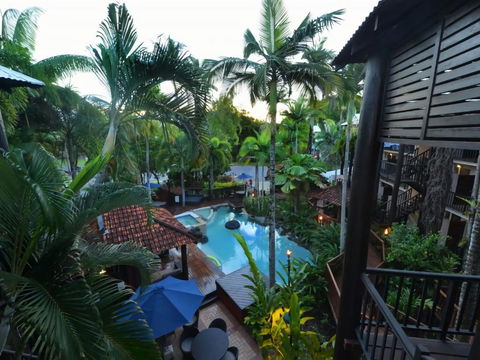 Balinese Breeze - New Castle Holiday 2