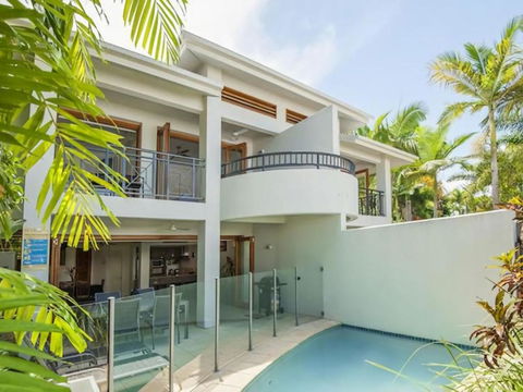 Tropical Oasis 8 Templemoon - New Castle Holiday 2