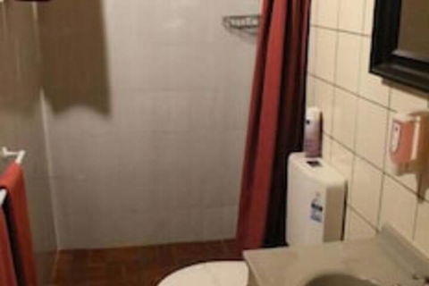 The Underground Motel - New Castle Holiday 4