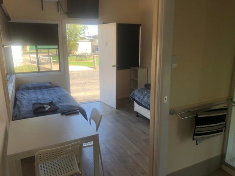 Toobeah Hotel / Motel - New Castle Holiday 3