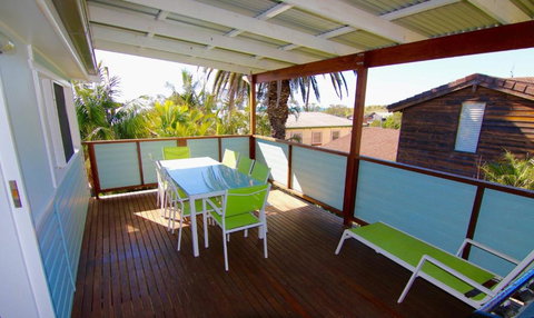 Good Vibes 18 East Street - New Castle Holiday 2