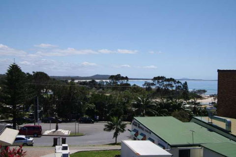 Sea View 3 Hodgson Street - New Castle Holiday 2