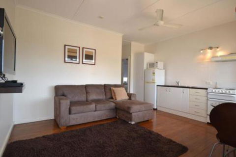 Breakers 2 2 Hill Street - New Castle Holiday 3