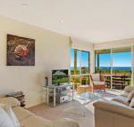 Beach Breakers Apartment Stunning Views - New Castle Holiday