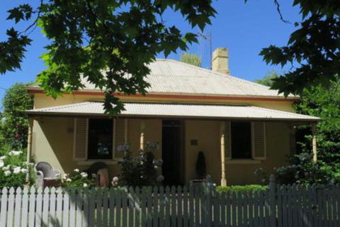 Dalton Cottage - New Castle Holiday 0