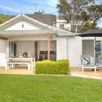 Wollongong NSW New Castle Holiday
