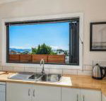 Southern Beaches Holiday House - New Castle Holiday