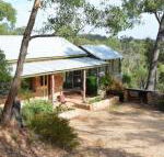 Trestrail Cottage B  B - New Castle Holiday
