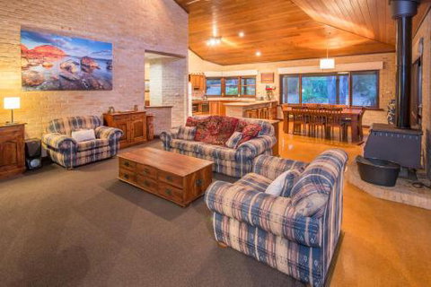 Peppi Pool Delight - New Castle Holiday 4