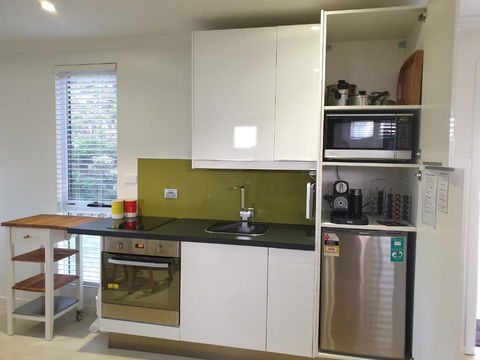 Goat Island Bungalow - New Castle Holiday 5