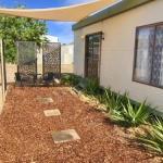 Cute Private Studio Flat With AIRCON! - New Castle Holiday 0