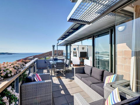 One Mile Cl Townhouse 22 26 The Deckhouse - New Castle Holiday 6