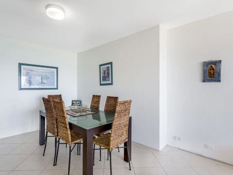 Soldiers Point Road Harbourside Unit 02 07 - New Castle Holiday 3