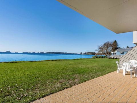 Soldiers Point Road Harbourside Unit 02 07 - New Castle Holiday 6
