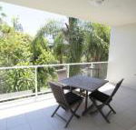 Delightful family apartment in modern complex - New Castle Holiday