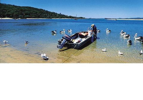 Reef Suite - New Castle Holiday 6