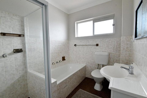 Kanangra Waterviews From The Balcony - New Castle Holiday 3