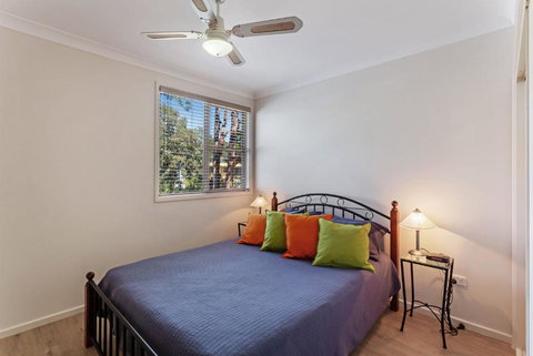 Spacious Modern & Walk To The Beach! - New Castle Holiday 4