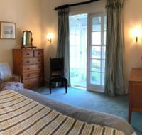 Petschel House - New Castle Holiday