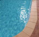 Yambil Inn - New Castle Holiday