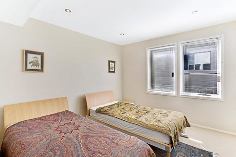 Breath Taking Waterfront! - New Castle Holiday 2