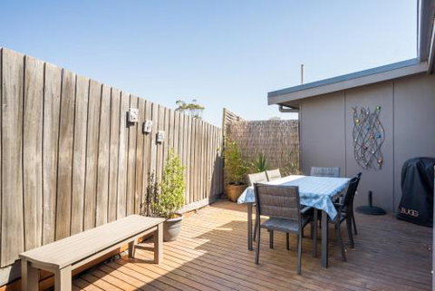 Argo Sands - New Castle Holiday 3