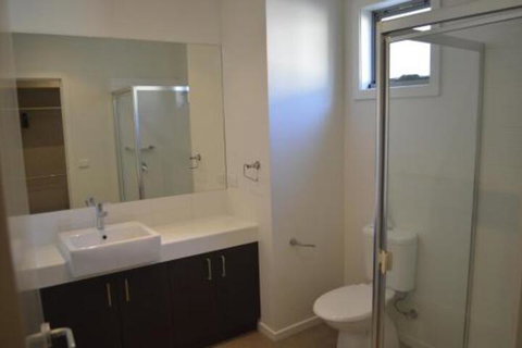 Family Friendly Unit - New Castle Holiday 7