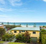 22 Dulling Street Beach House - New Castle Holiday