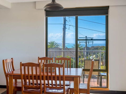 Sheridan Court On Wagonga - New Castle Holiday 1
