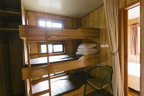 Wonboyn Cabins & Caravan Park - New Castle Holiday 3