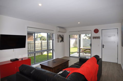 Markeish Retreat Inlet Side Free Wifi - New Castle Holiday 3