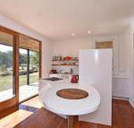 The Parsons Vineyard Retreat get amongst the vineyards in a historic home - New Castle Holiday
