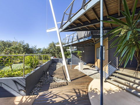 Saltwater Unit 1 - New Castle Holiday 4