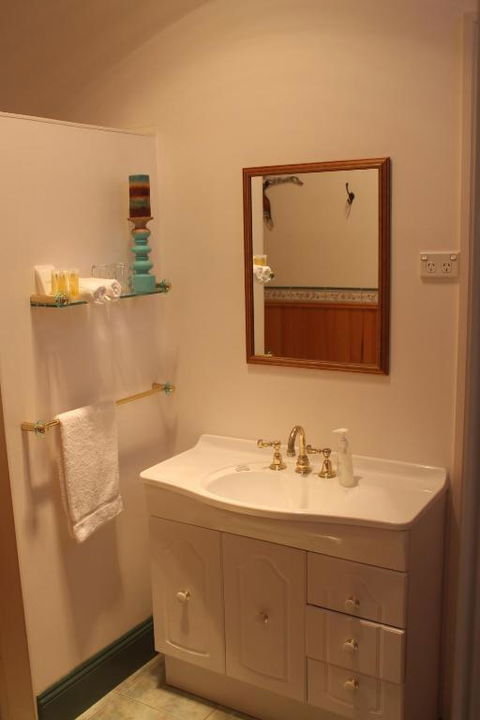 Gardenia House - New Castle Holiday 3