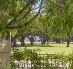 The Beach Retreat - New Castle Holiday