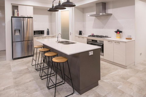 Cabots Click - New Castle Holiday 2