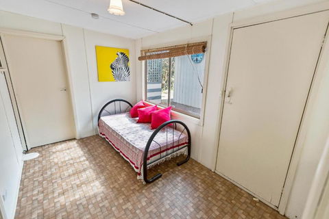 Kambera Pet Friendly Cottage On Raymond Island - New Castle Holiday 5