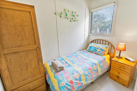 Kambera Pet Friendly Cottage On Raymond Island - New Castle Holiday 4