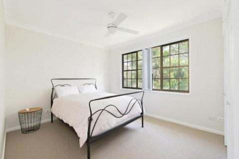 Amaroo Retreat At Fingal Bay - New Castle Holiday 4