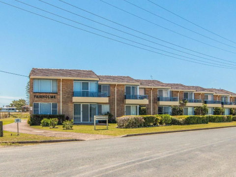 Fairholme 8 Perfect Lakefront Position - New Castle Holiday 6