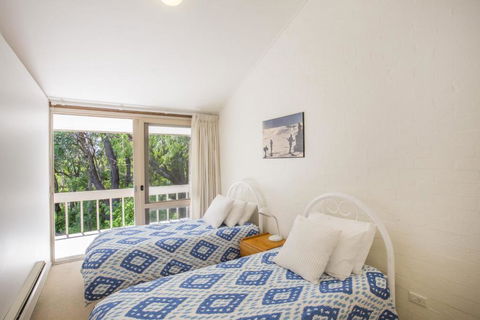 6 / 1 Riversdale Ave Mollymook Exclusive - New Castle Holiday 4