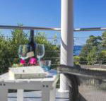 58 Seaview St. Summer Days - New Castle Holiday