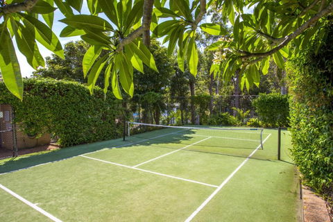 The Sands 4 / 46 Jones Avenue Mollymook - New Castle Holiday 4