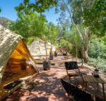 Castlemaine Gardens Luxury Glamping - New Castle Holiday