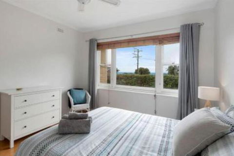 Grace Cottage - New Castle Holiday 6