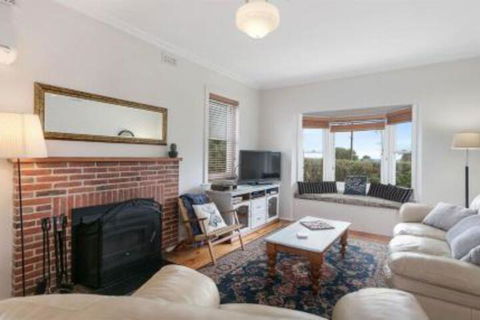 Grace Cottage - New Castle Holiday 7