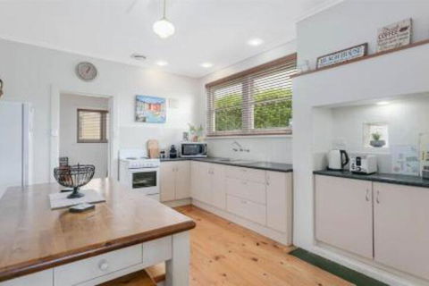 Grace Cottage - New Castle Holiday 3