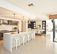 Getaway on Poplars Comfortable  well appointed - New Castle Holiday