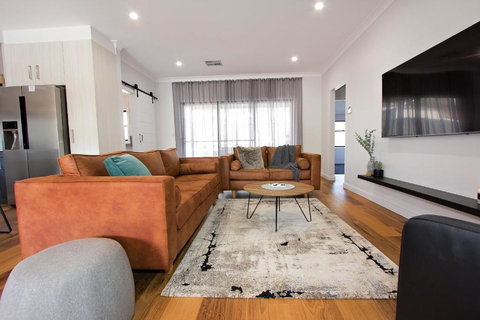 The Clyde Greenock - New Castle Holiday 4