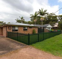 Pet Friendly Jade Gardens - New Castle Holiday